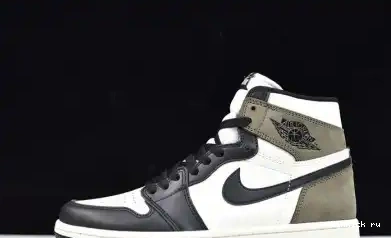 OG JORDAN HIGH 1 AIR MOCHA' 'DARK RETRO 0702